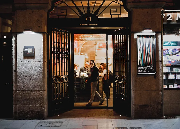 Room00 VenturaHostel