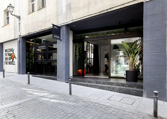 2060 The Newton Hostel